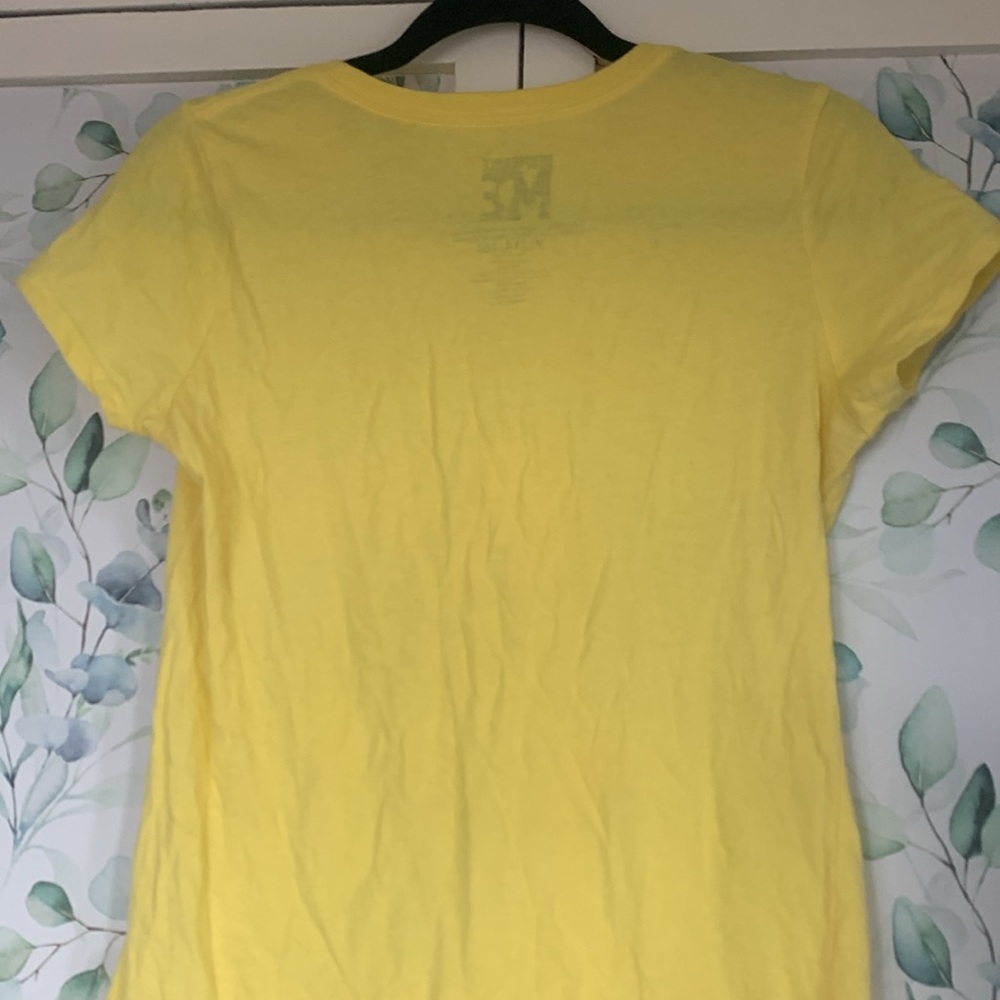 Universal Despicable Me Yellow Minion Tee - Picture 4 of 4
